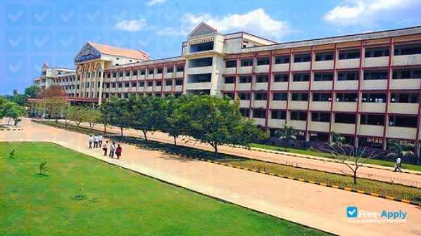 Meenakshi Academy of Higher Education and Research (MAHER)